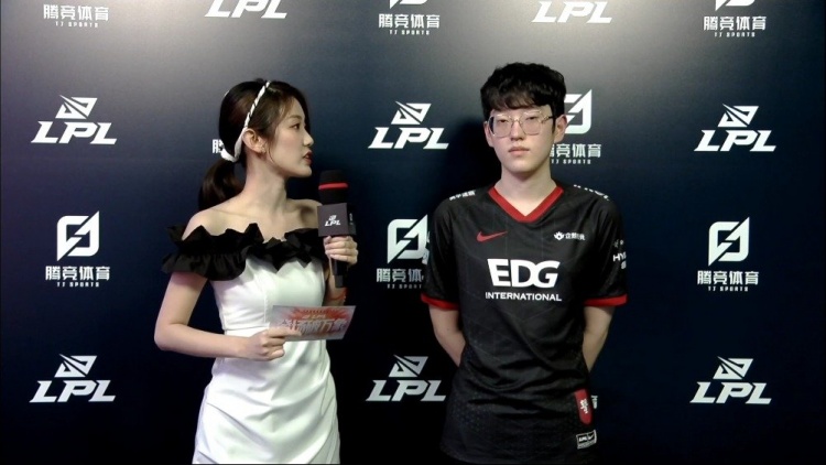 教练和队友 教练和队友