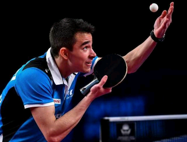 尖的田径运 尖的田径运